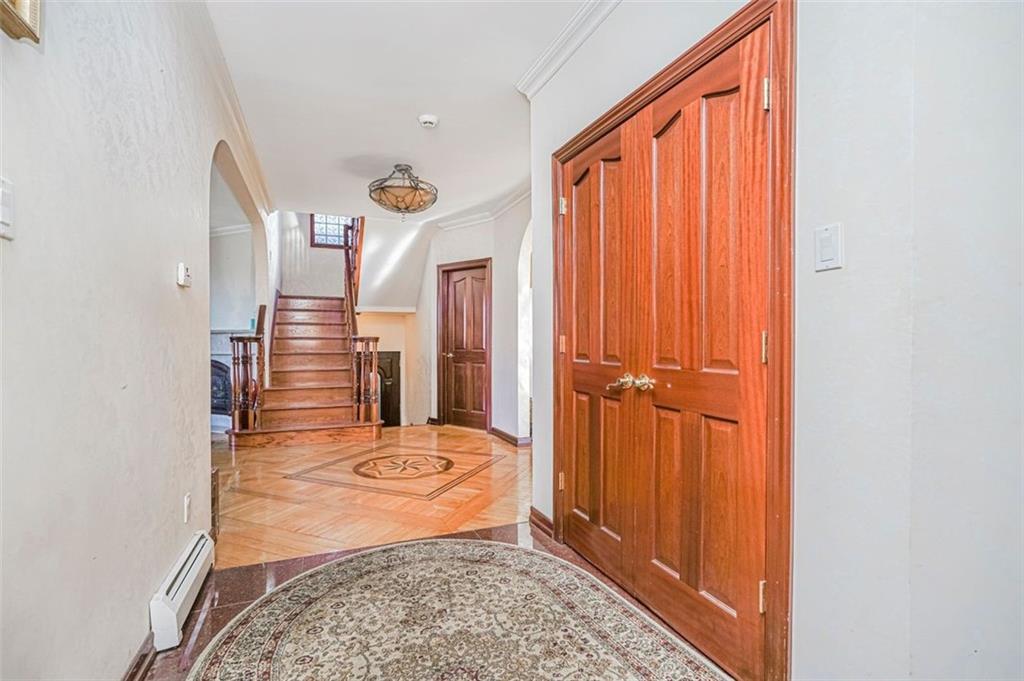 105 Kensington Street Image 3