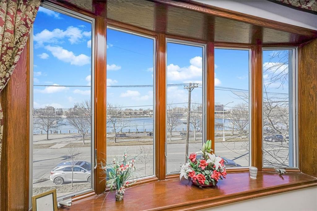 105 Kensington Street, Brooklyn, New York, 11235 image 28