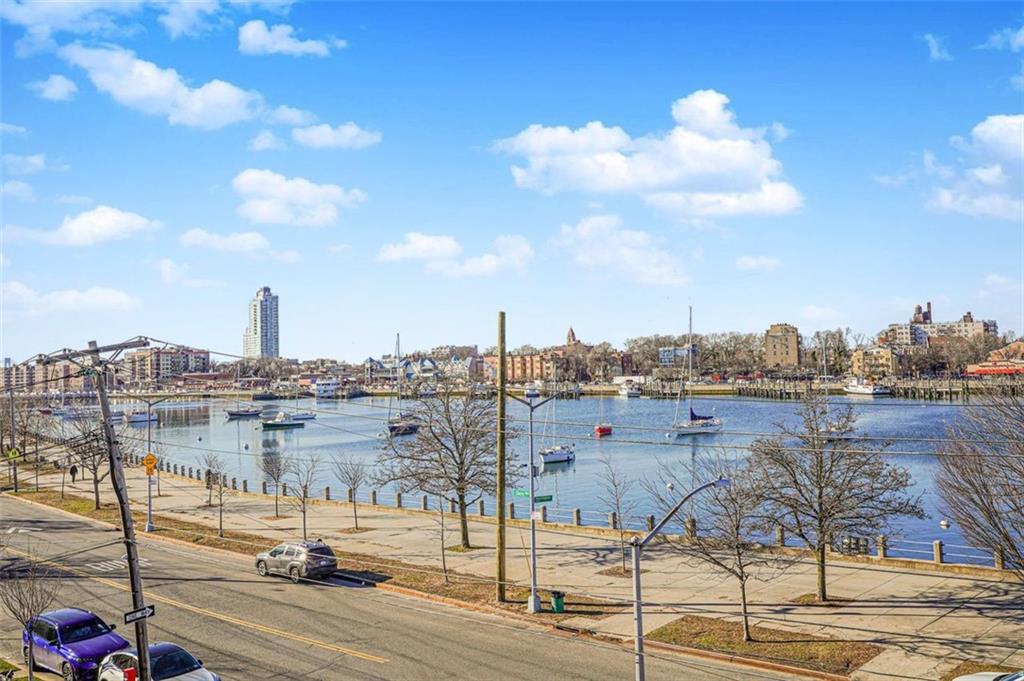 105 Kensington Street, Brooklyn, New York, 11235 image 29