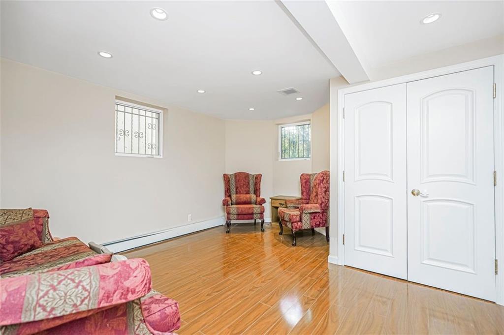 105 Kensington Street, Brooklyn, New York, 11235 image 44