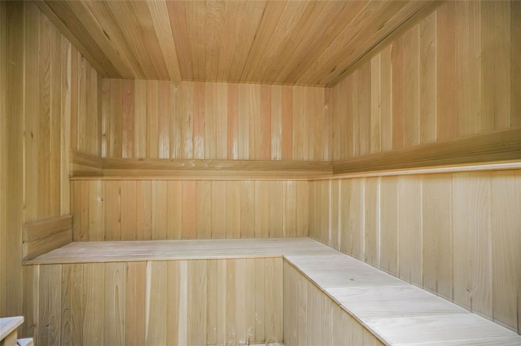 105 Kensington Street, Brooklyn, New York, 11235 image 48