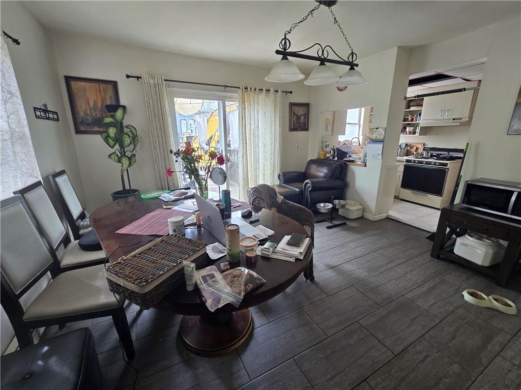 2642 Coyle Street Image 5