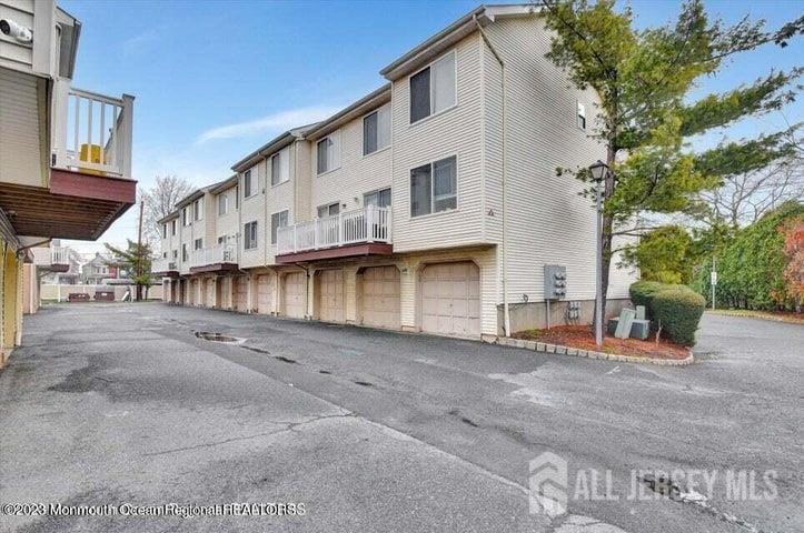 603 Holly Drive, Perth Amboy, NJ, 08861 image 21