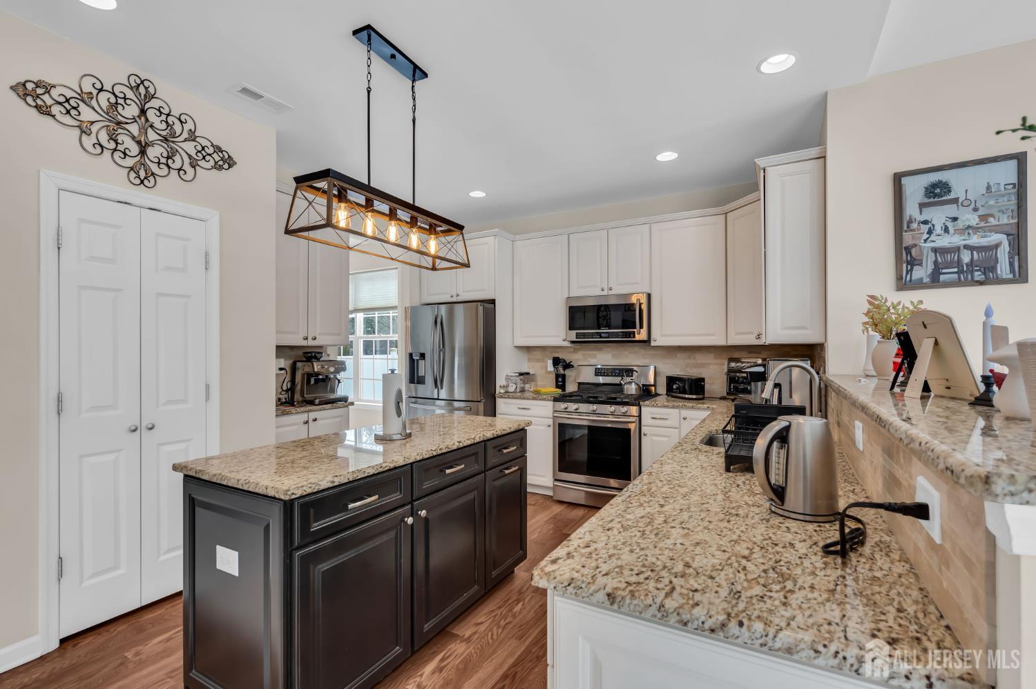 81 N Locust Avenue A, Evesham, NJ, 08053 image 21