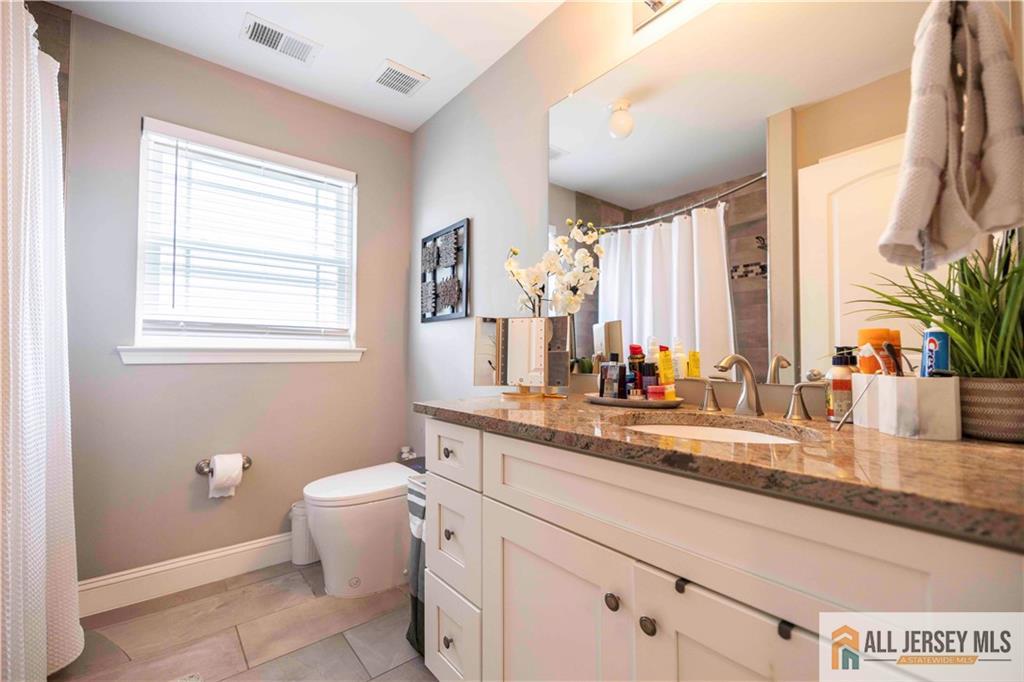 628 New Dover Road, Colonia, NJ, 07067 image 12