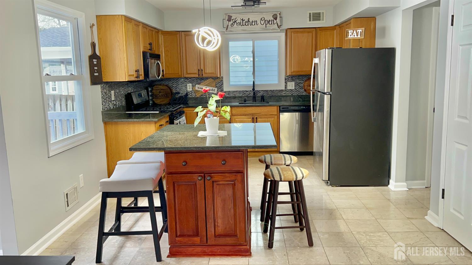 125 Kimberly Road, Colonia, NJ, 07067 image 11