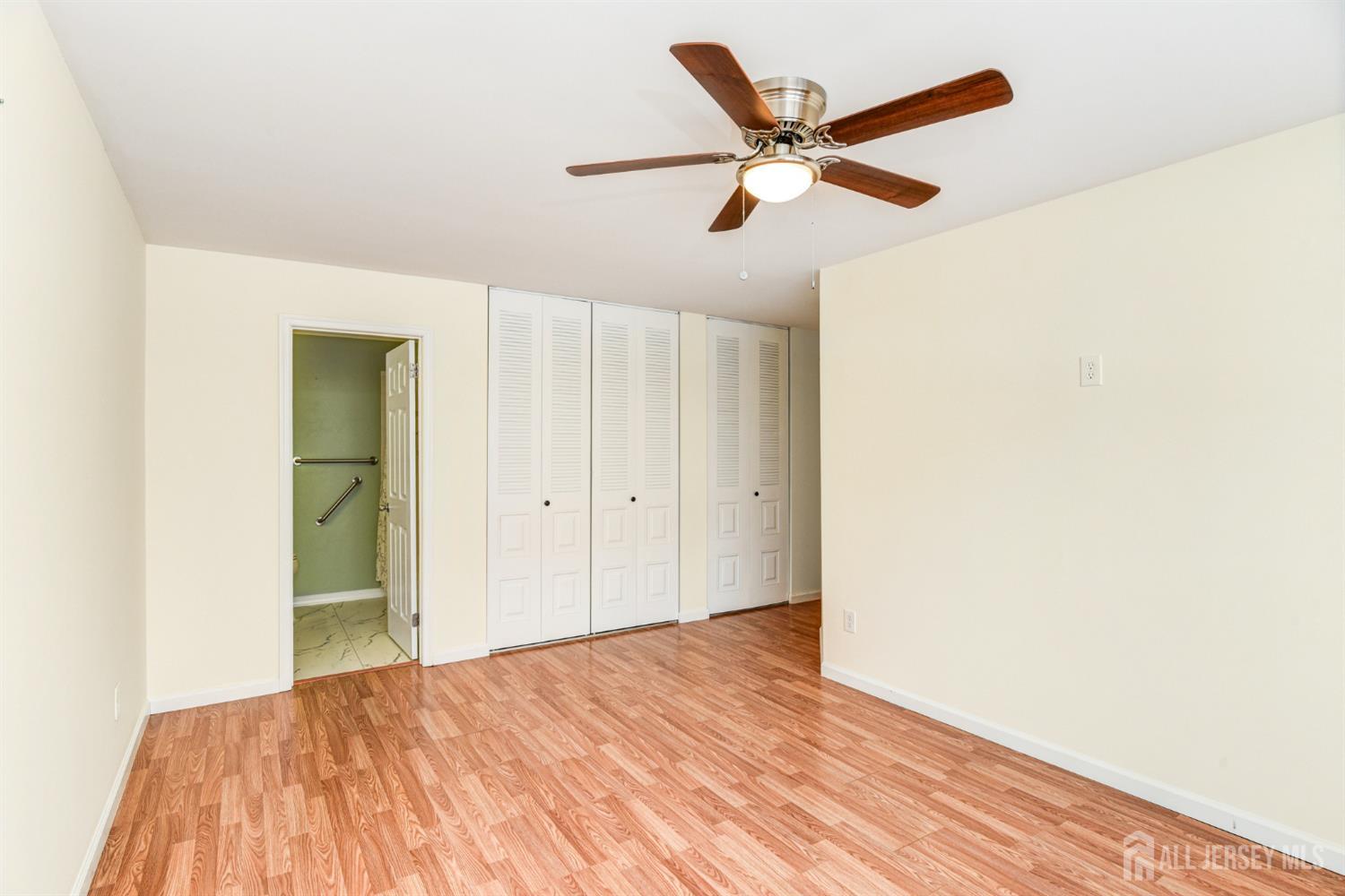 902 Harbor Club Drive, Parlin, NJ, 08859 image 16