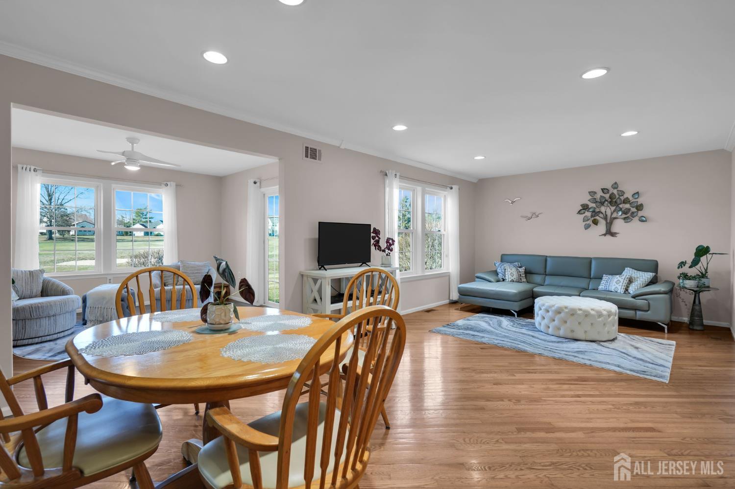 19 Hillsborough Drive A, Monroe, NJ, 08831 image 8