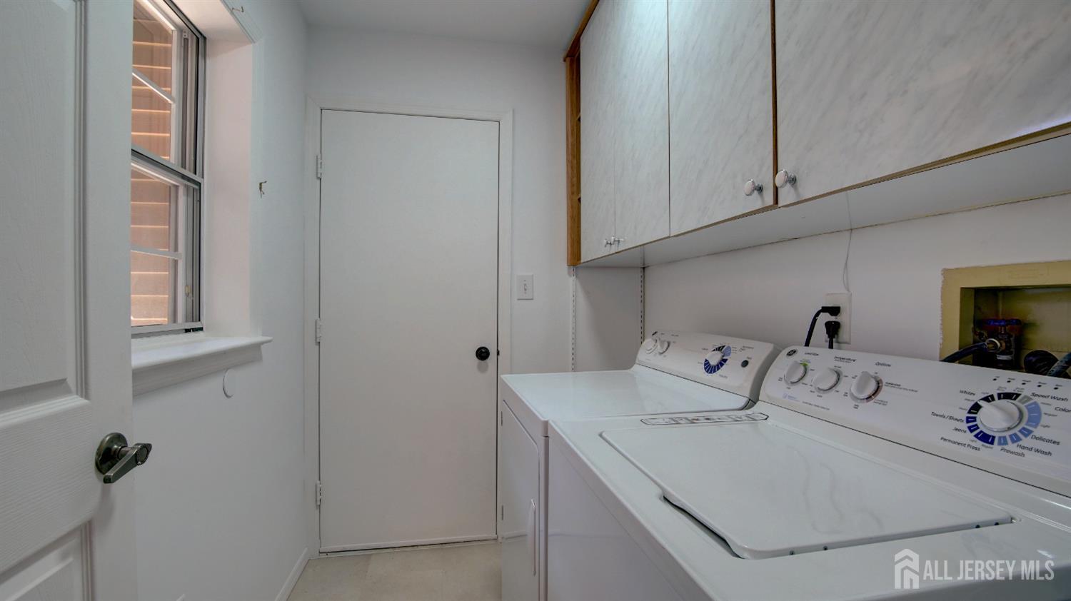 2 Hempstead Drive, Monroe, NJ, 08831 image 29