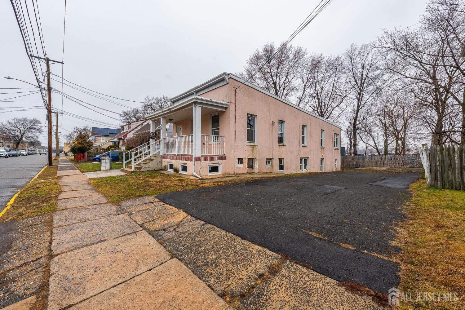 86 S fulton Street, Woodbridge Proper, NJ, 07095