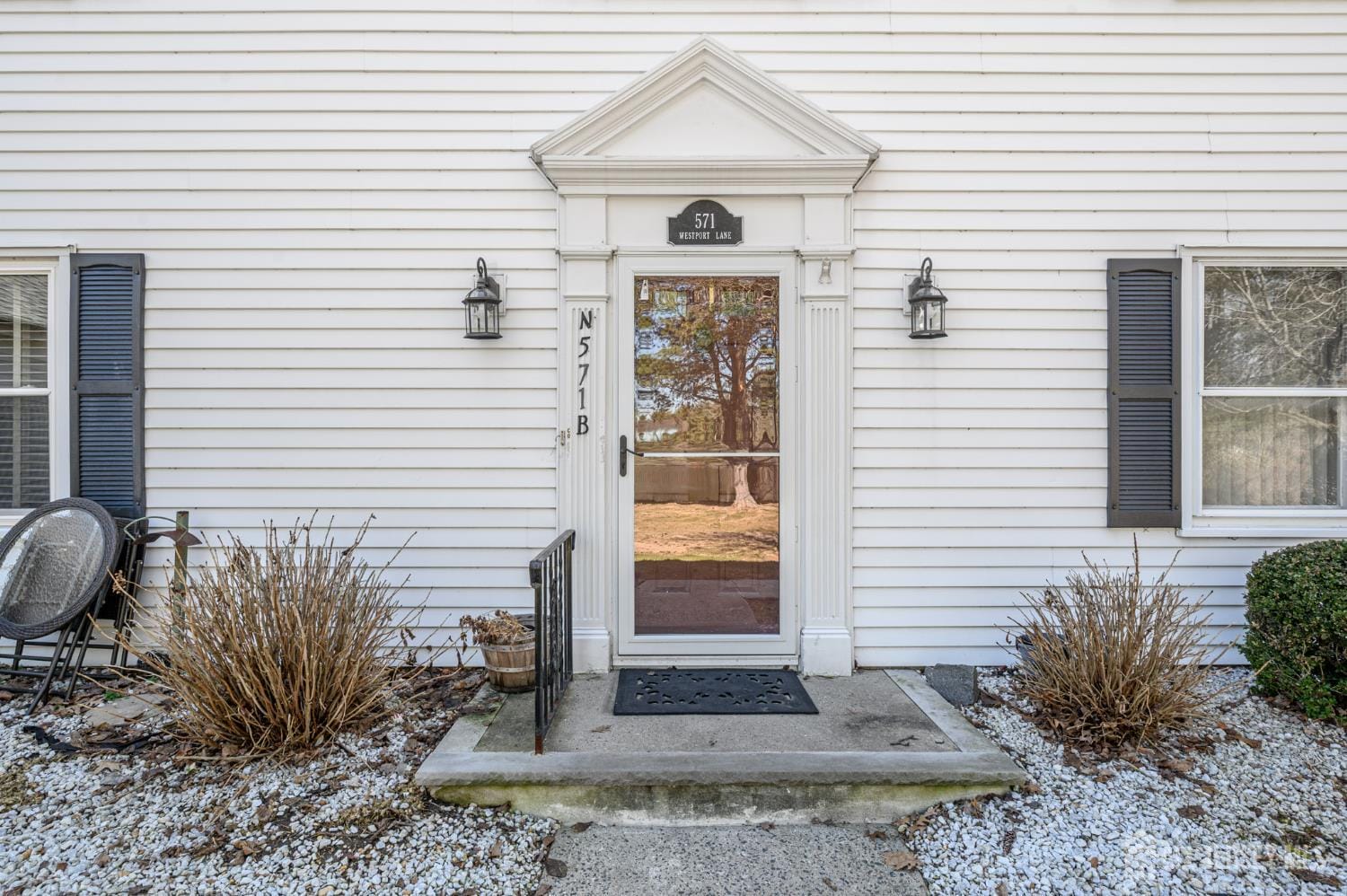 571-B Westport Lane Image 2
