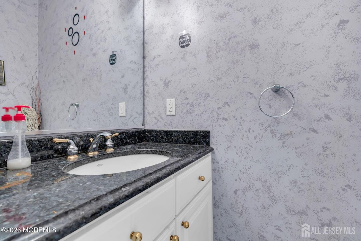 18 Lysbeth Lane Image 5