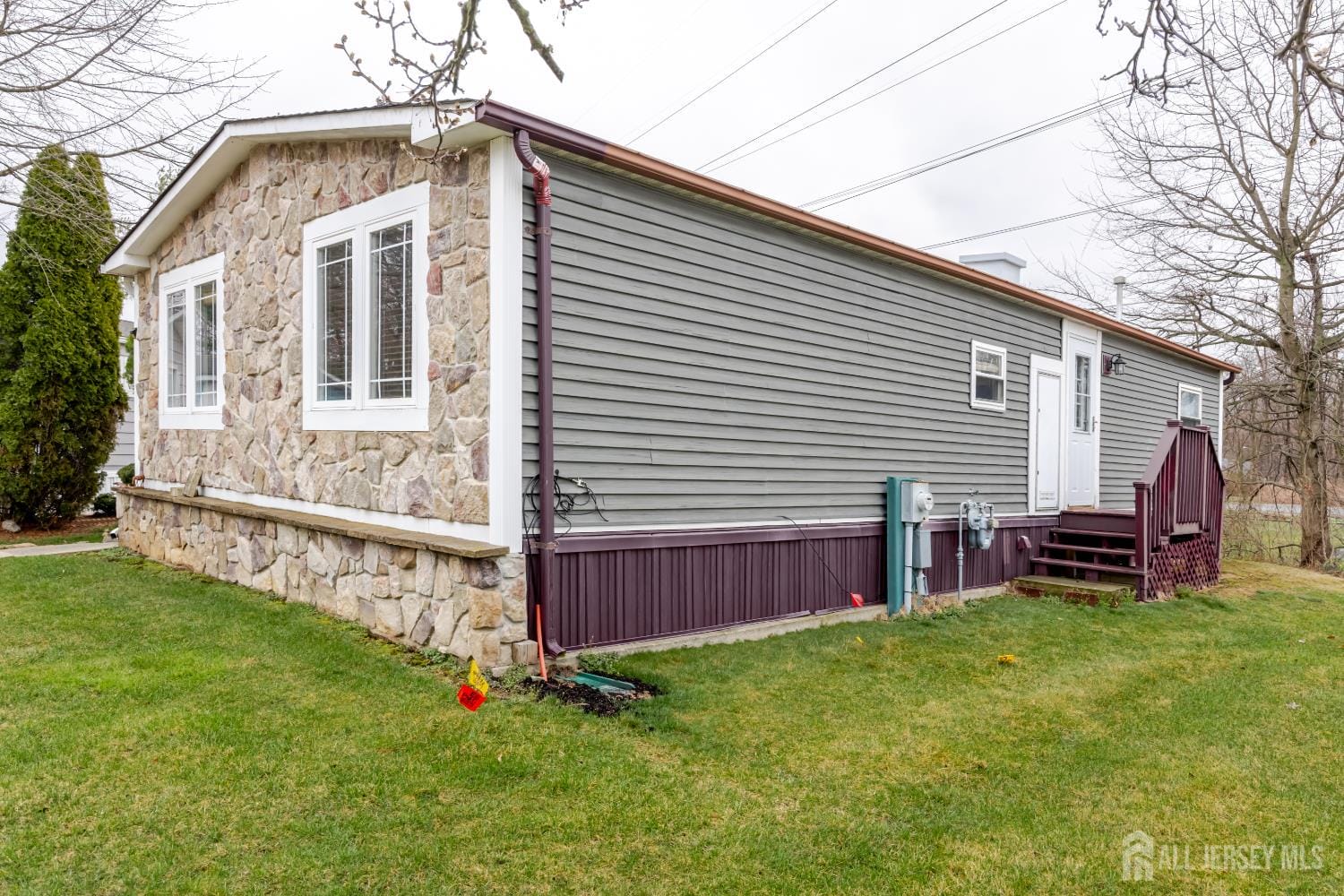 32 Whitman Road Image 2