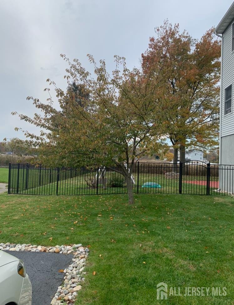 911 Harris Avenue, Union Beach, NJ, 07735 image 35