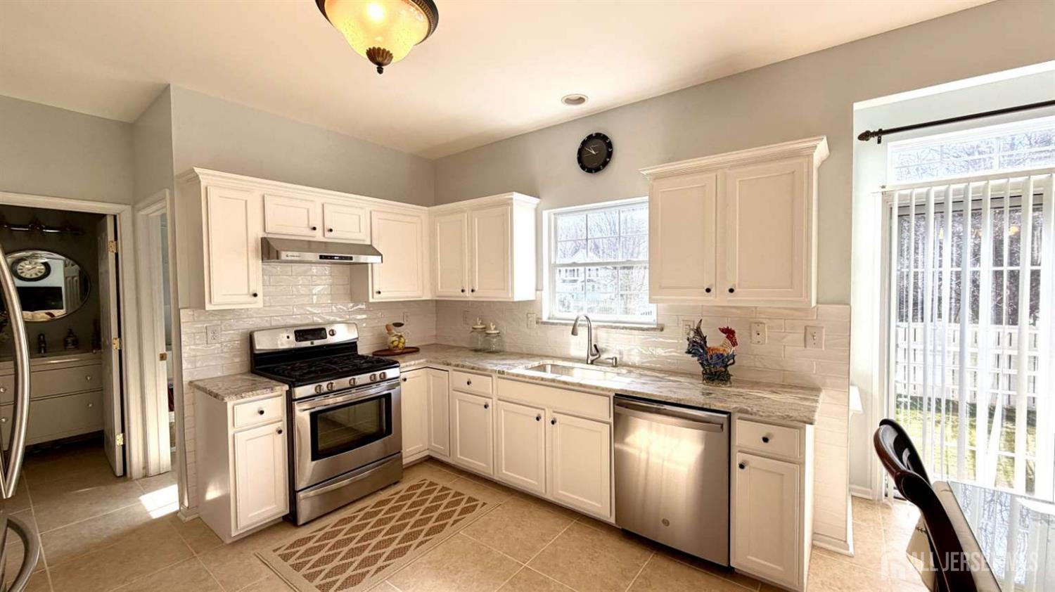 57 Yorktown Road, South Brunswick, NJ, 08852 image 18