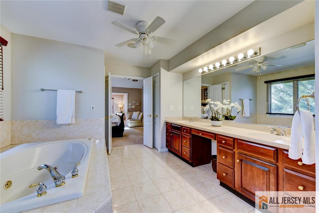 4 Stone Meadow Court, Plainsboro, NJ, 08536 image 70
