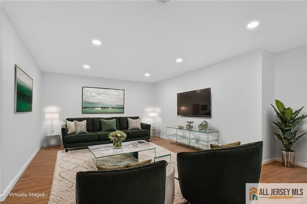 20 Andrews Way, Piscataway, NJ, 08854 image 17