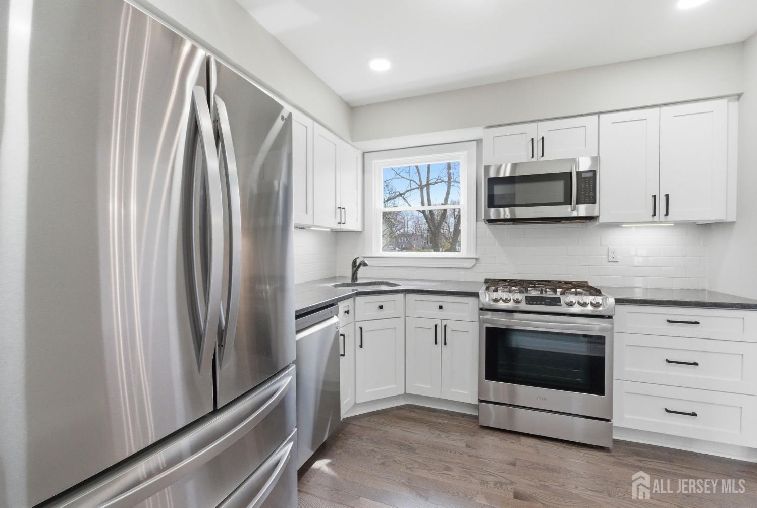 215 Oakmanor Parkway, South Plainfield, NJ, 07080 image 27