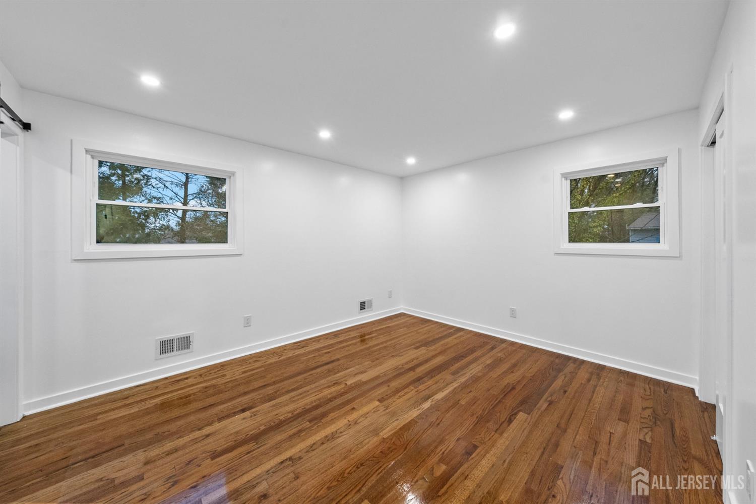 12 Barker Road, Franklin, NJ, 08873 image 32