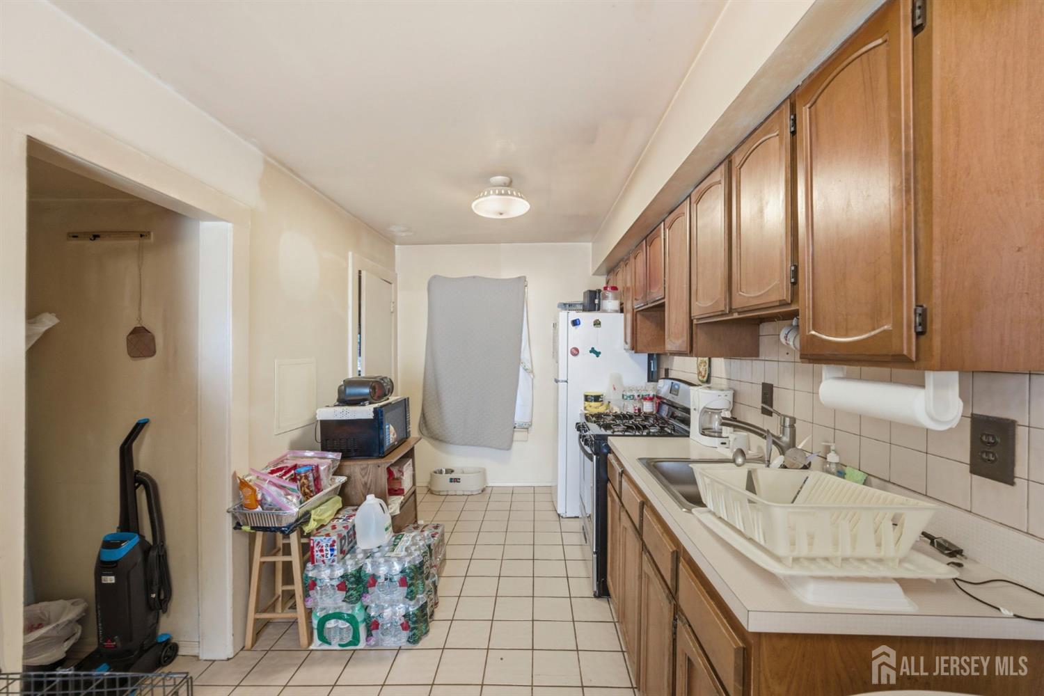 294 Devoe Avenue, Spotswood, NJ, 08884 image 23