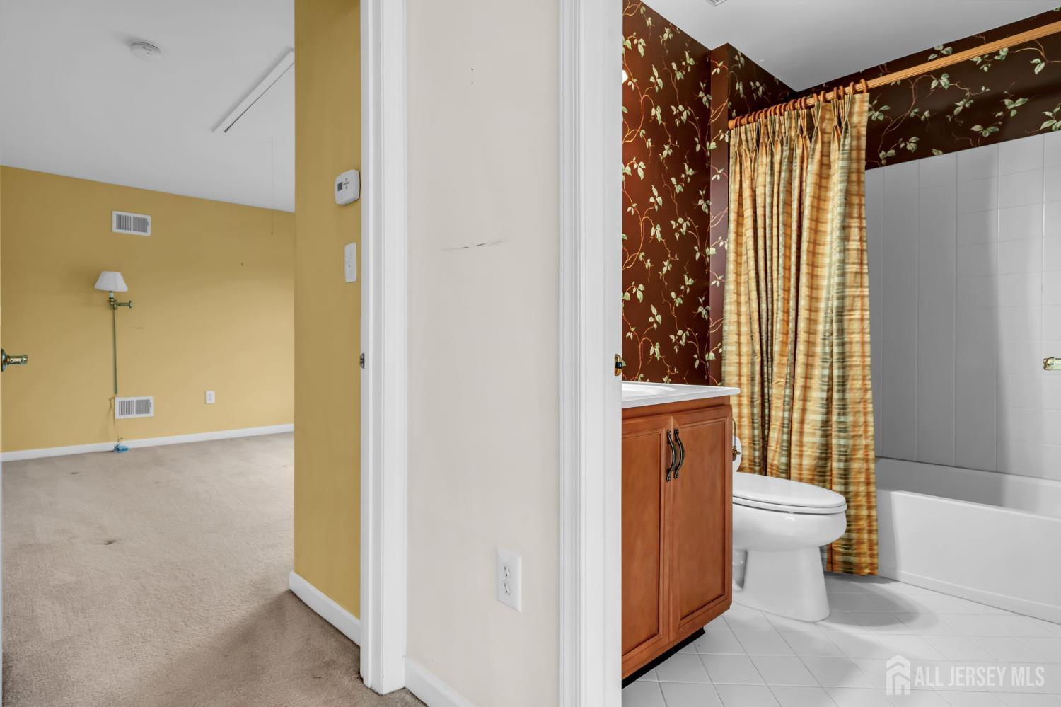 14 Harbor Town Way, Monroe, NJ, 08831 image 27