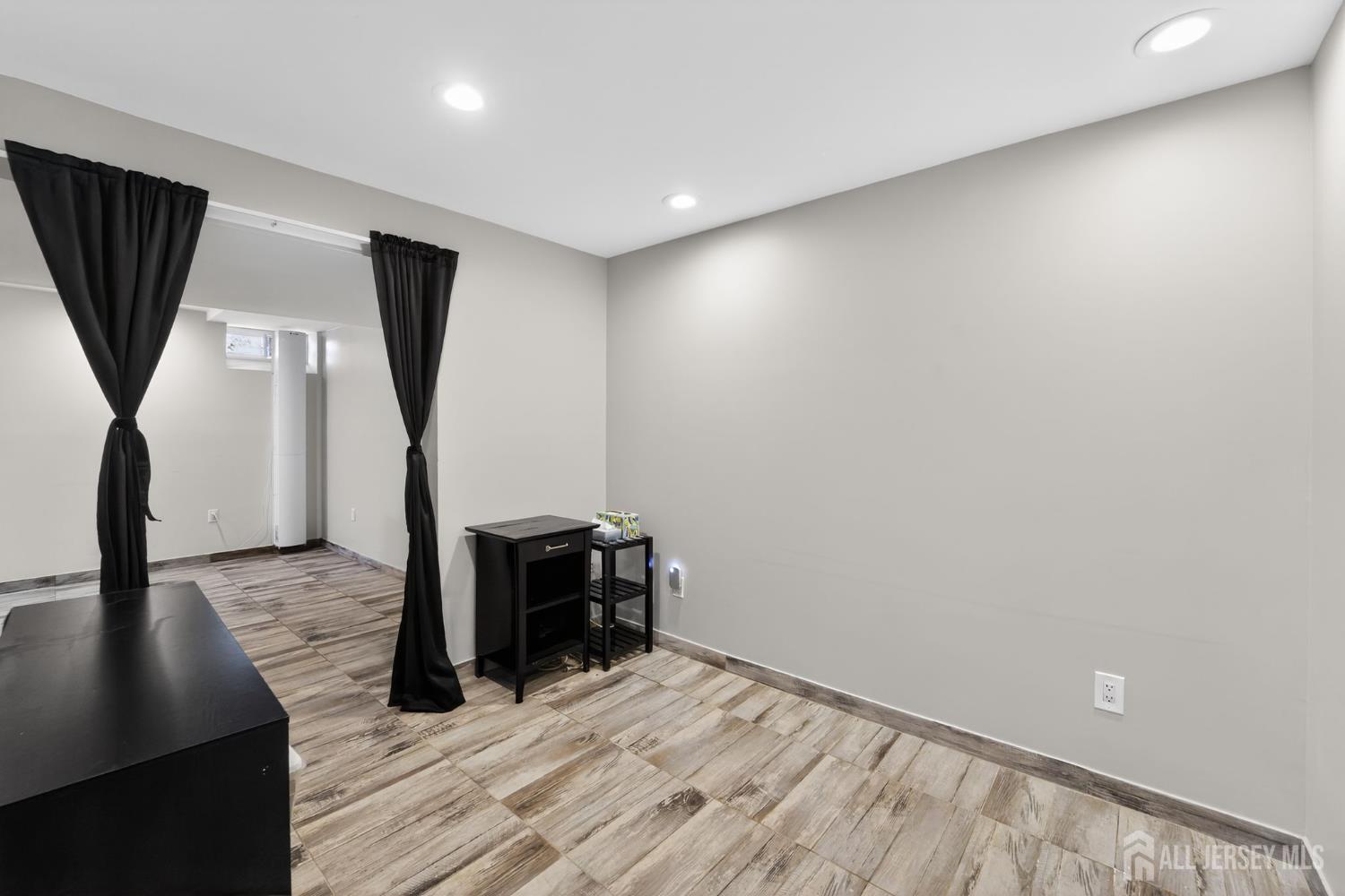 17 Willow Drive, Old Bridge, NJ, 08857 image 30