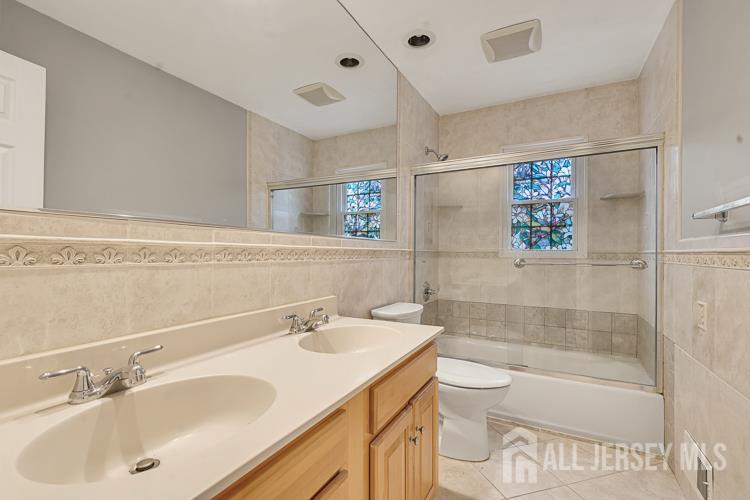 1035 Hillside Drive, North Brunswick, NJ, 08902 image 21