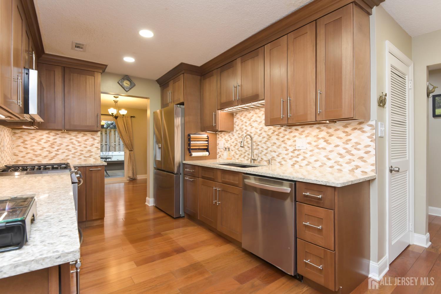 156 Hampshire Drive, Plainsboro, NJ, 08536 image 12