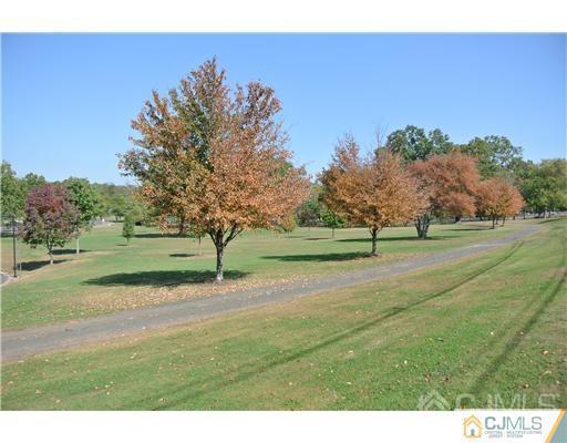 160 Evergreen Road 12B Image 2