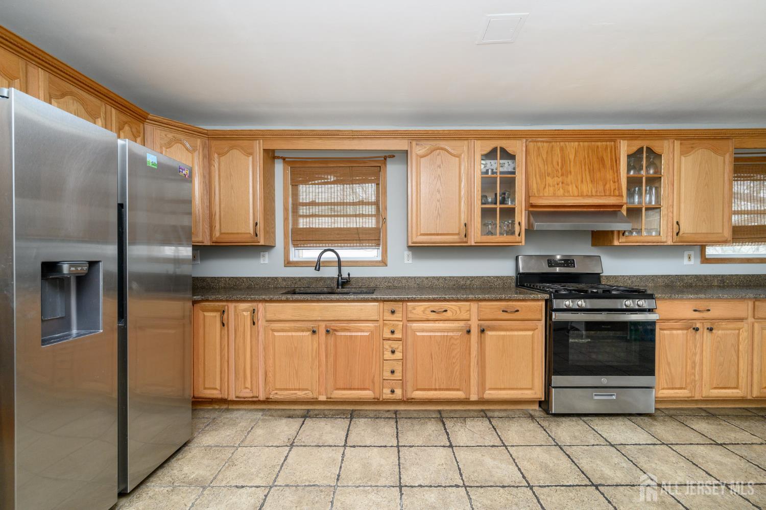 160 Carteret Avenue, Carteret, NJ, 07008 image 13