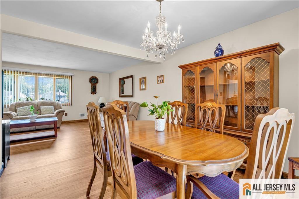 8 Whitehall Avenue, Edison, NJ, 08820 image 7