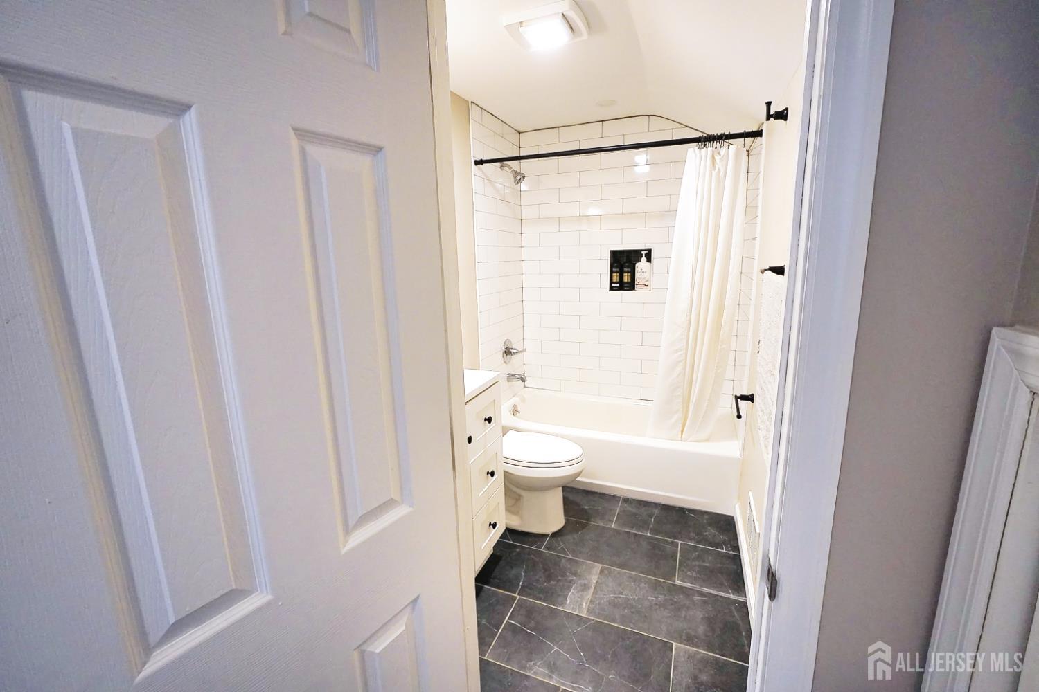 28 E Duchess Avenue, Middletown, NJ, 07748 image 21