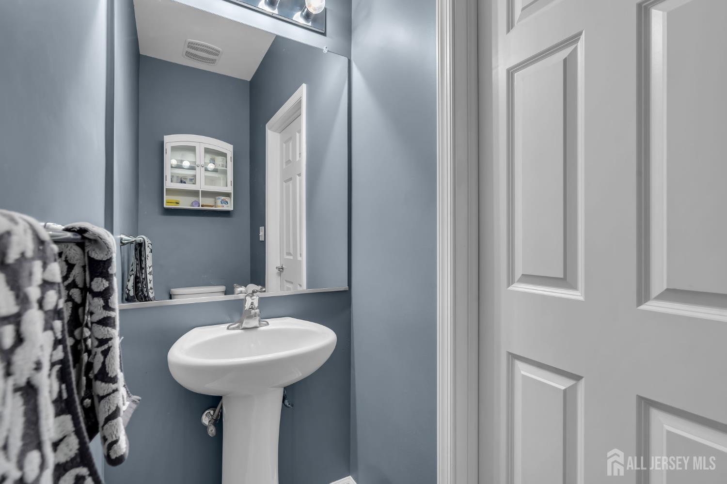 81 N Locust Avenue A, Evesham, NJ, 08053 image 34