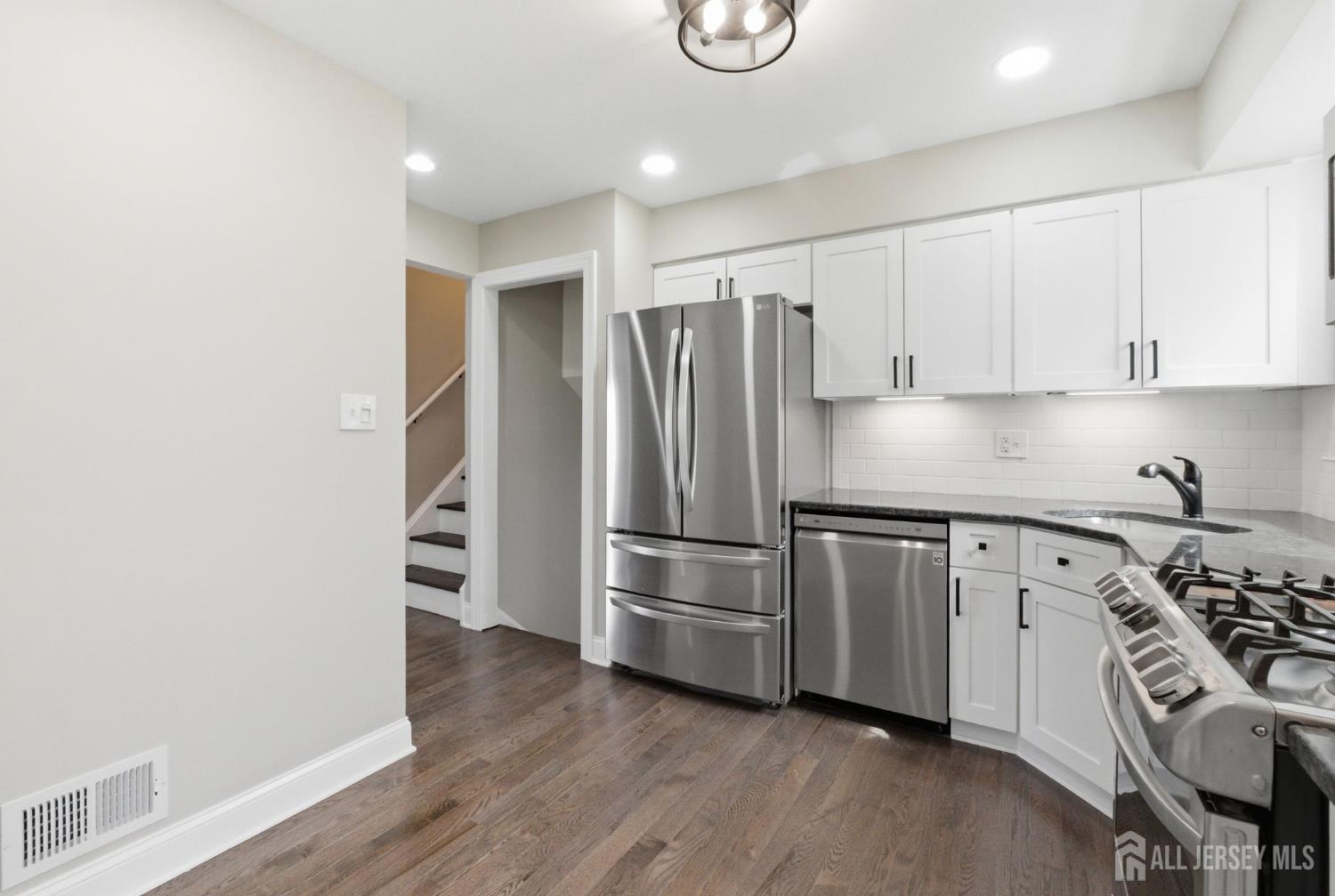 215 Oakmanor Parkway, South Plainfield, NJ, 07080 image 28