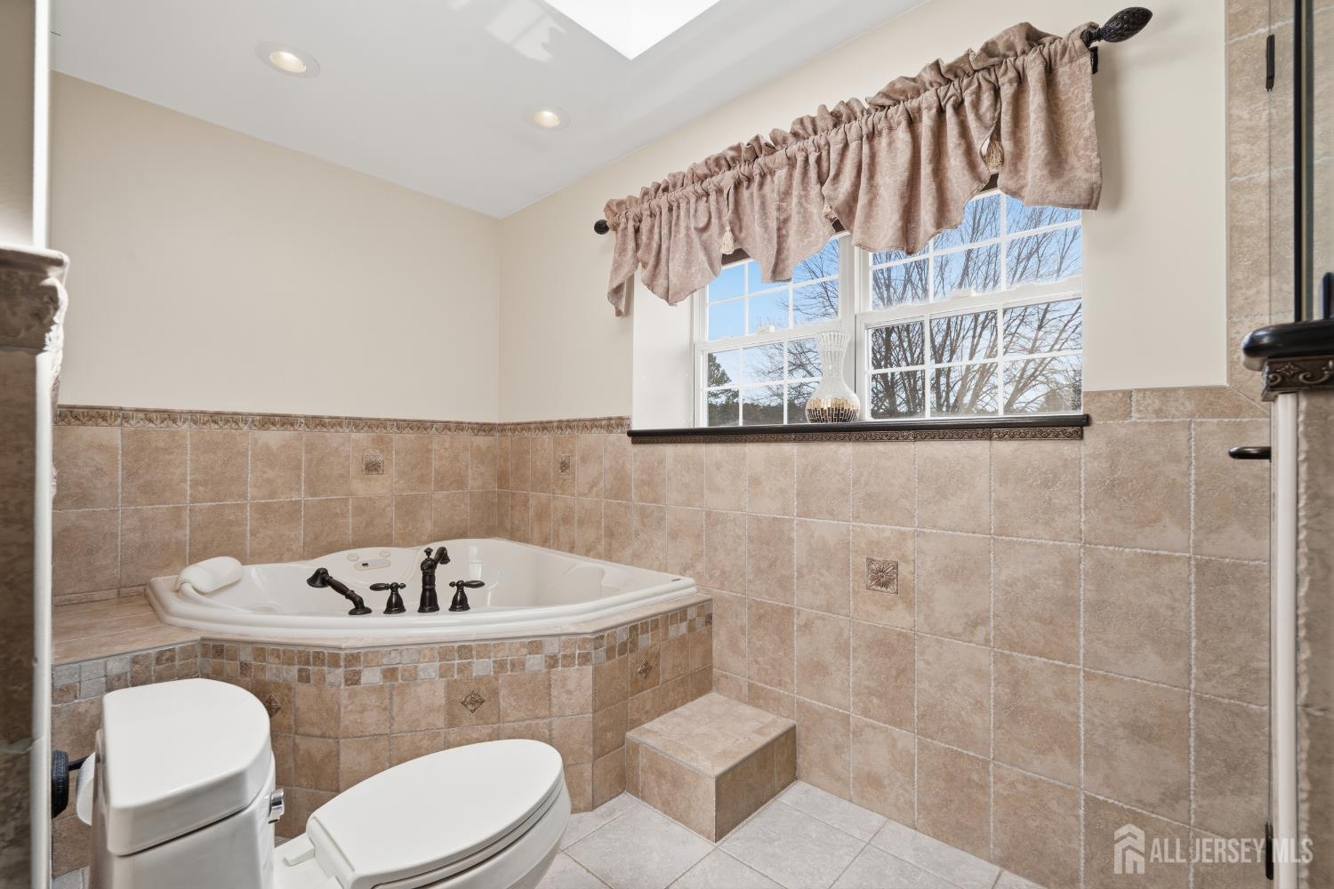 5 Dan Court, Old Bridge, NJ, 08857 image 31