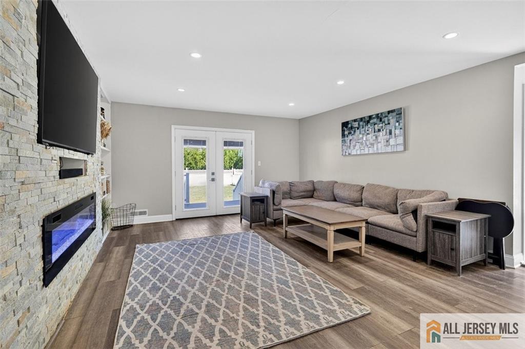 16 Colonial Drive, East Brunswick, NJ, 08816 image 14