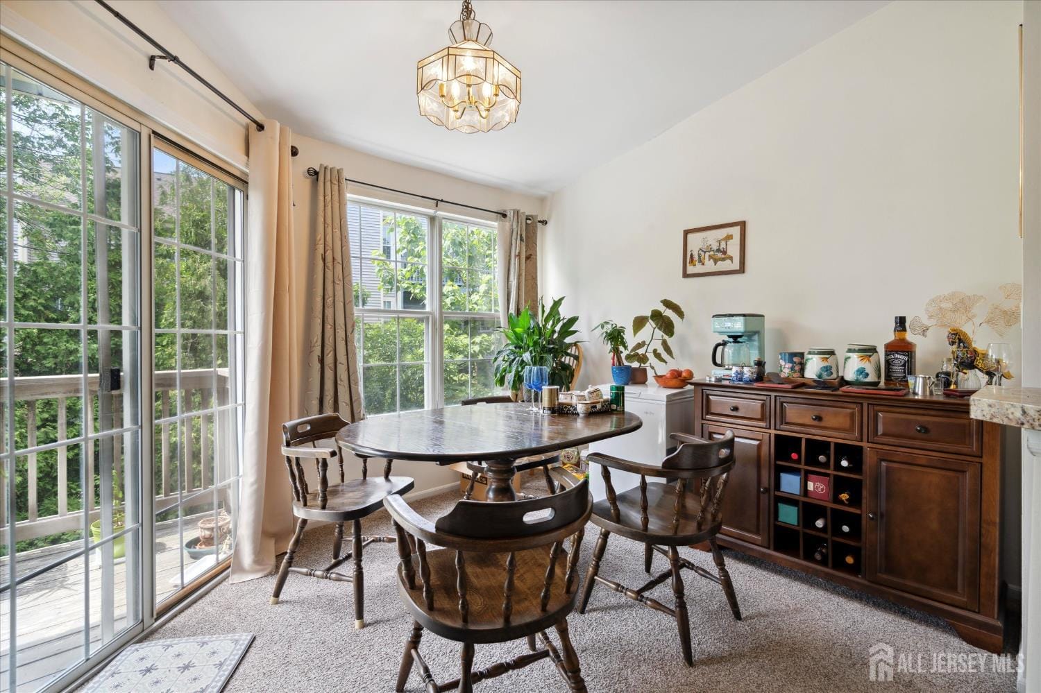 4073 Bayberry Court Image 2