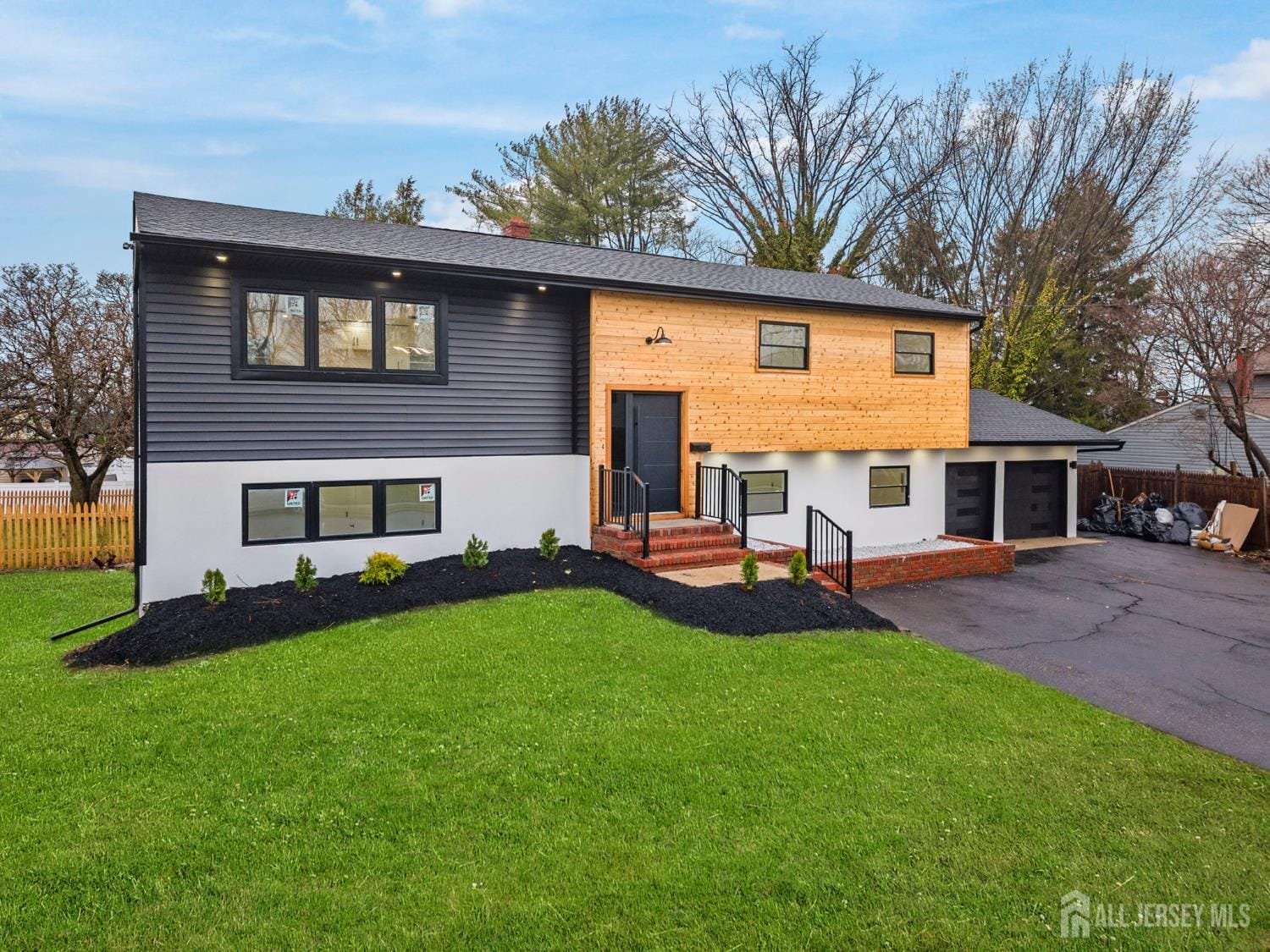 12 Barker Road Image 2