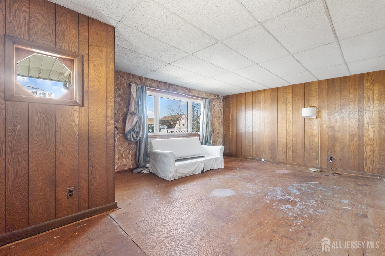 654 Colgate Avenue, Perth Amboy, NJ, 08861 image 9