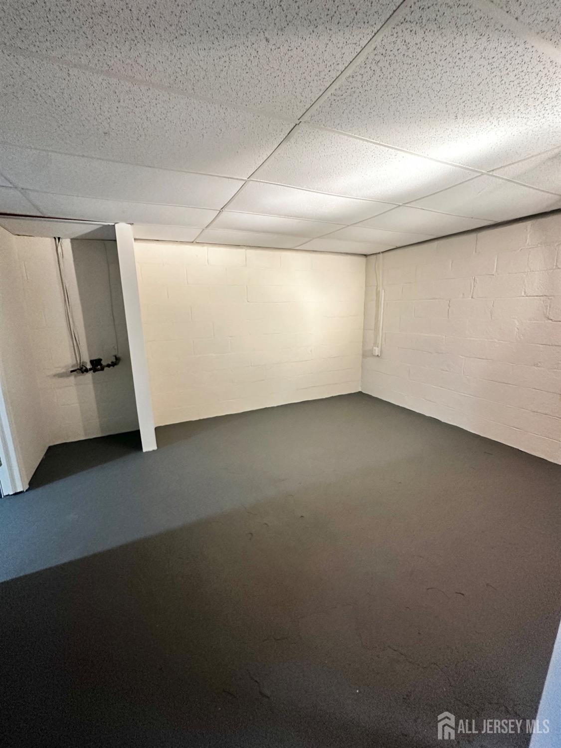 24 Susan Lane, East Brunswick, NJ, 08816 image 9