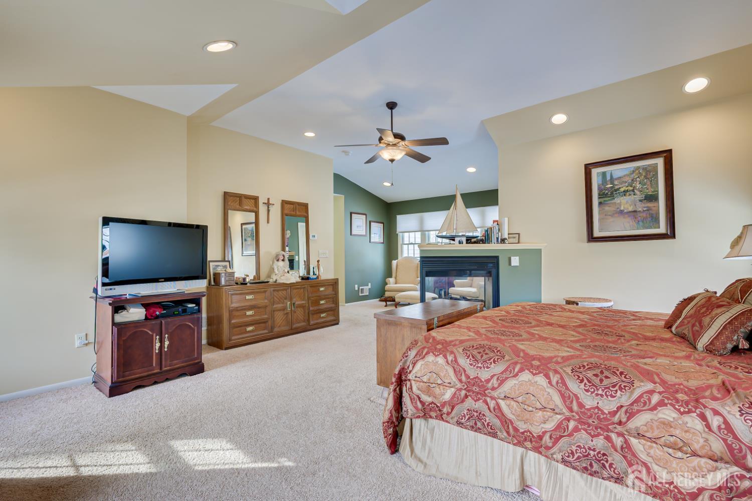 19 Annette Drive, Edison, NJ, 08820 image 30