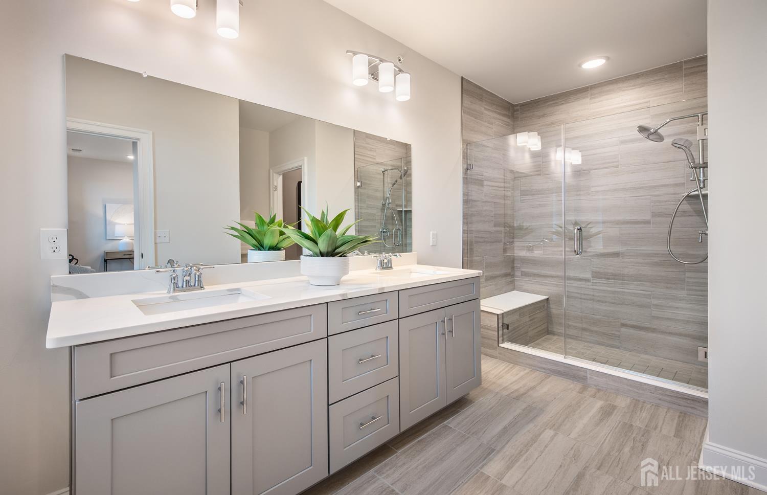 916 E District Boulevard, East Brunswick, NJ, 08816 image 9