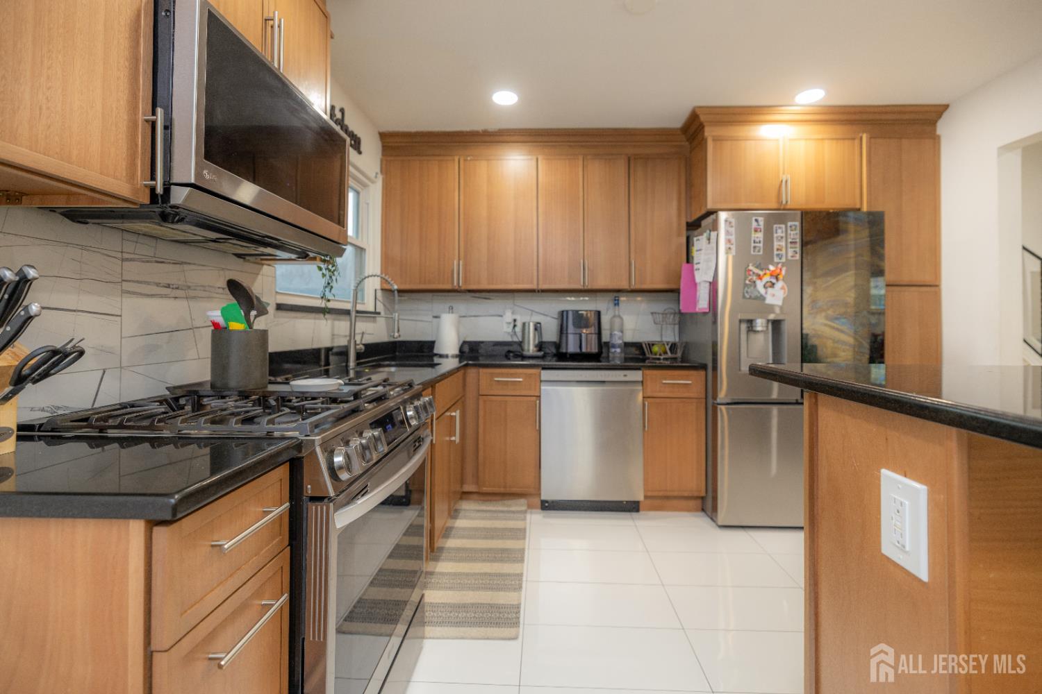 175 E Rosewood Lane, Port Reading, NJ, 07064 image 22