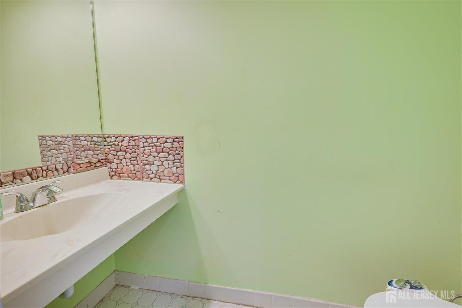 1704 Deerfield Drive, Edison, NJ, 08820 image 22