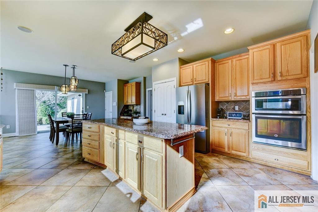 4 Stone Meadow Court, Plainsboro, NJ, 08536 image 39
