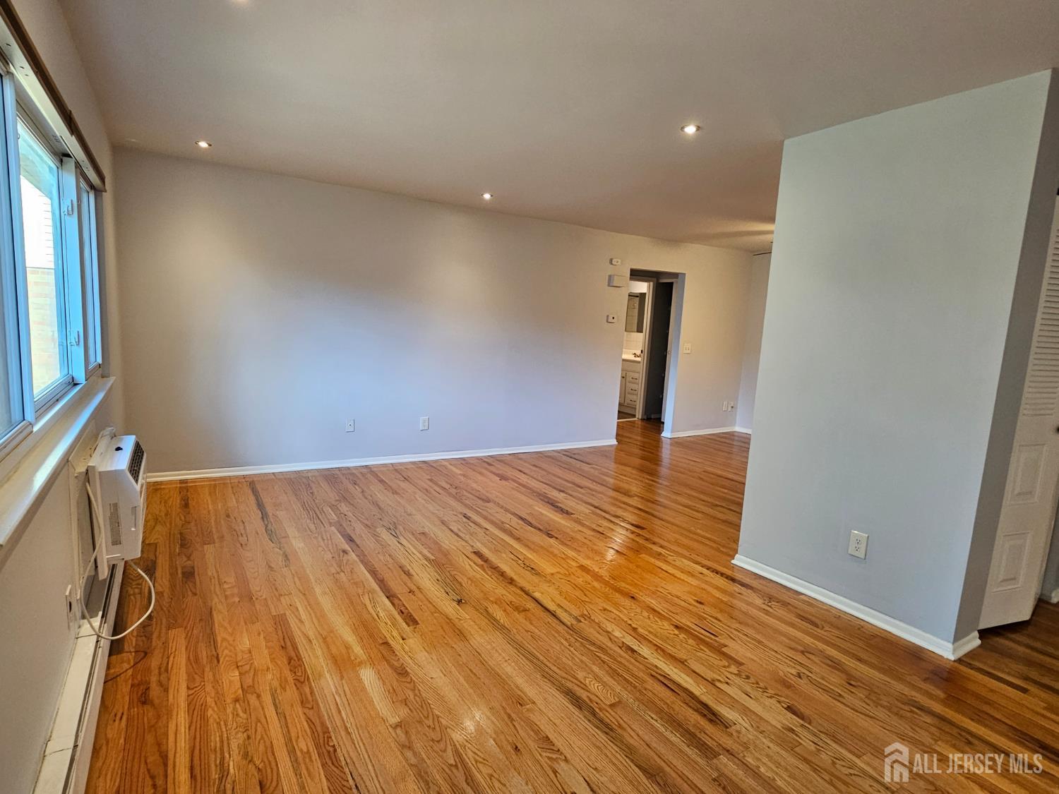 1028 Cricket Lane Image 5