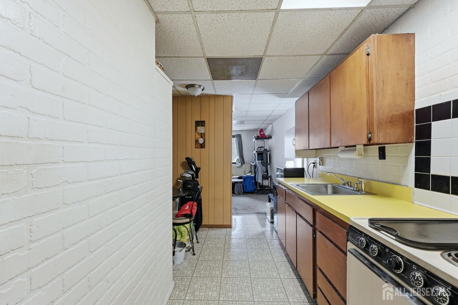 587 Marlboro Road, Old Bridge, NJ, 08857 image 23