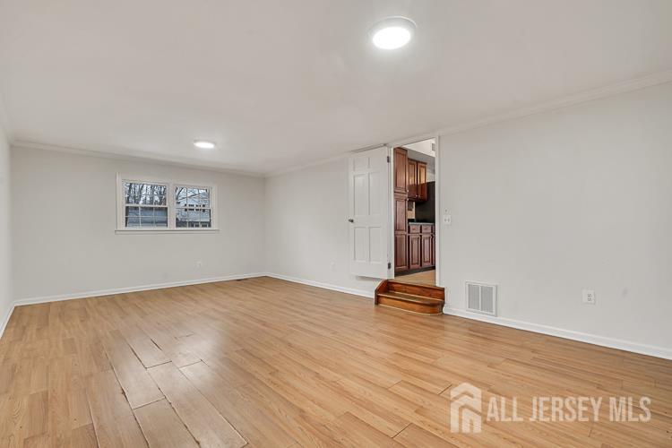 1040 Hillside Drive, North Brunswick, NJ, 08902 image 17