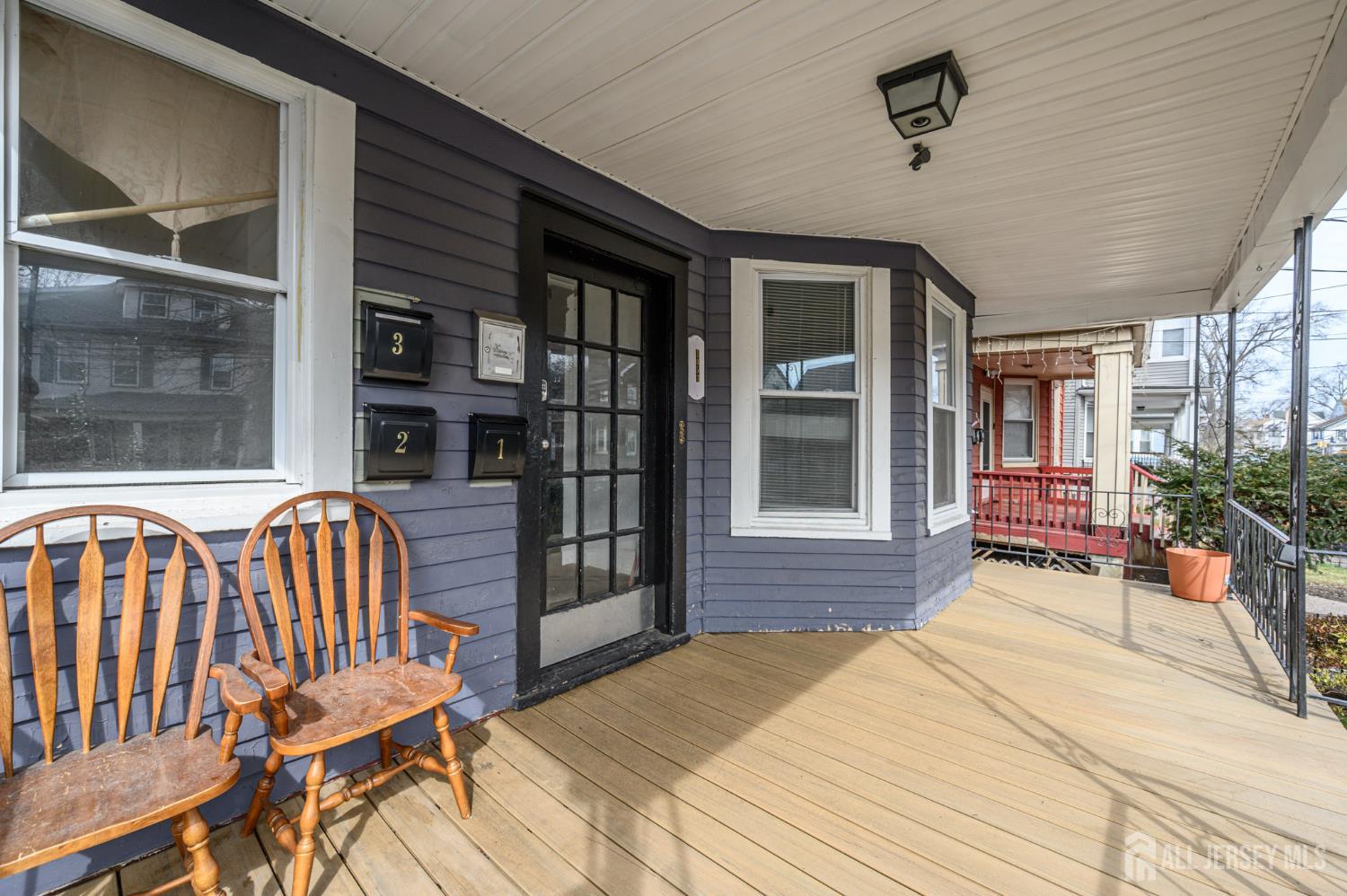 1053 Hunterdon Street Image 2