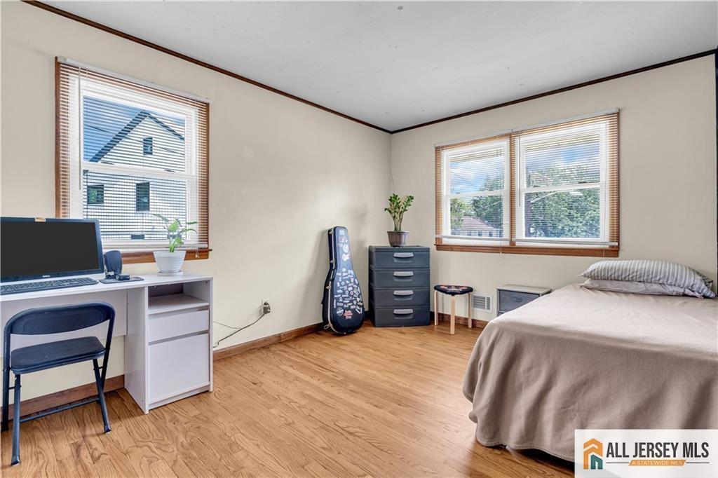 8 Whitehall Avenue, Edison, NJ, 08820 image 22